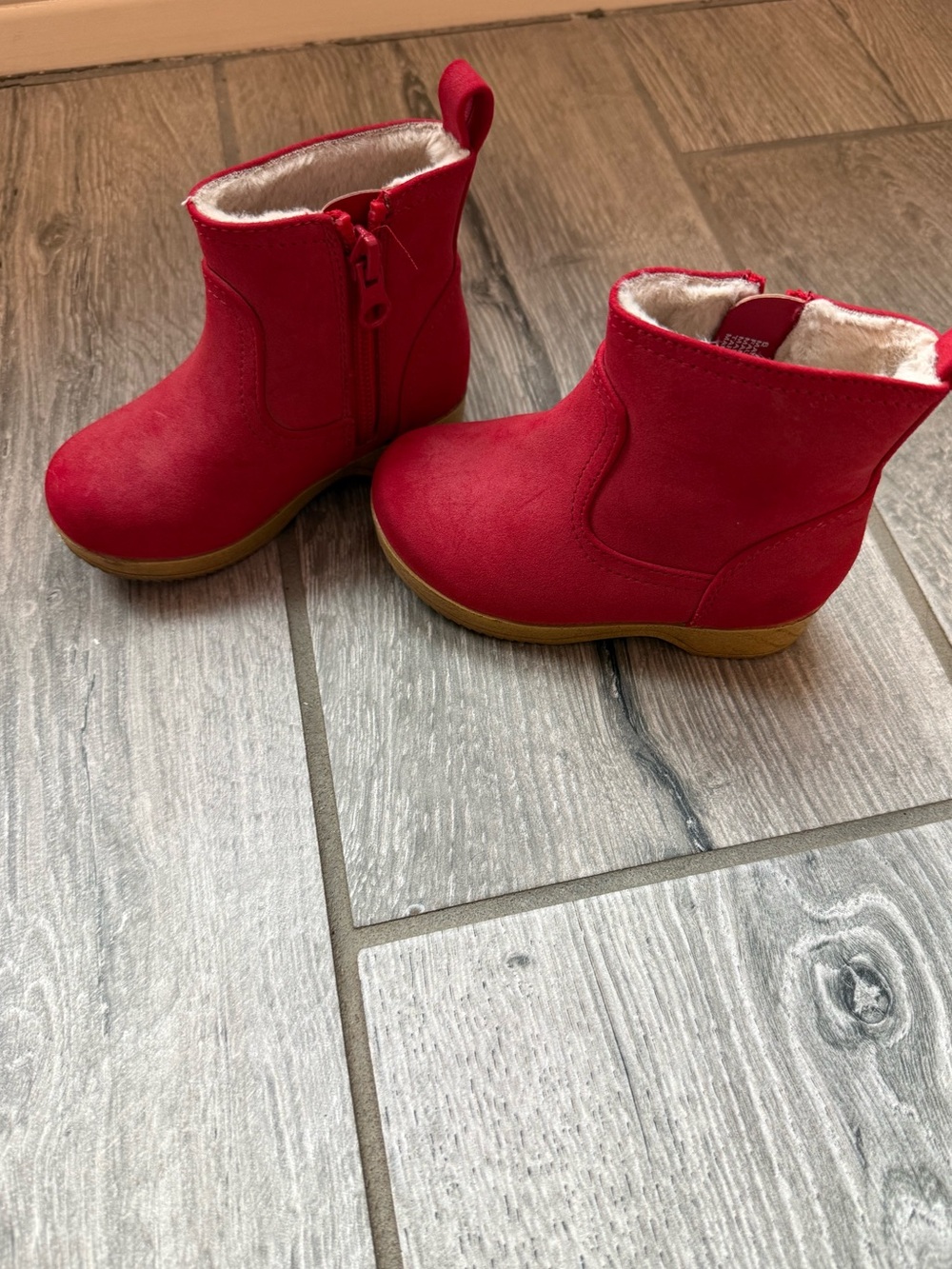 Kids Red Winter Boots with Faux Fur Lining size 6